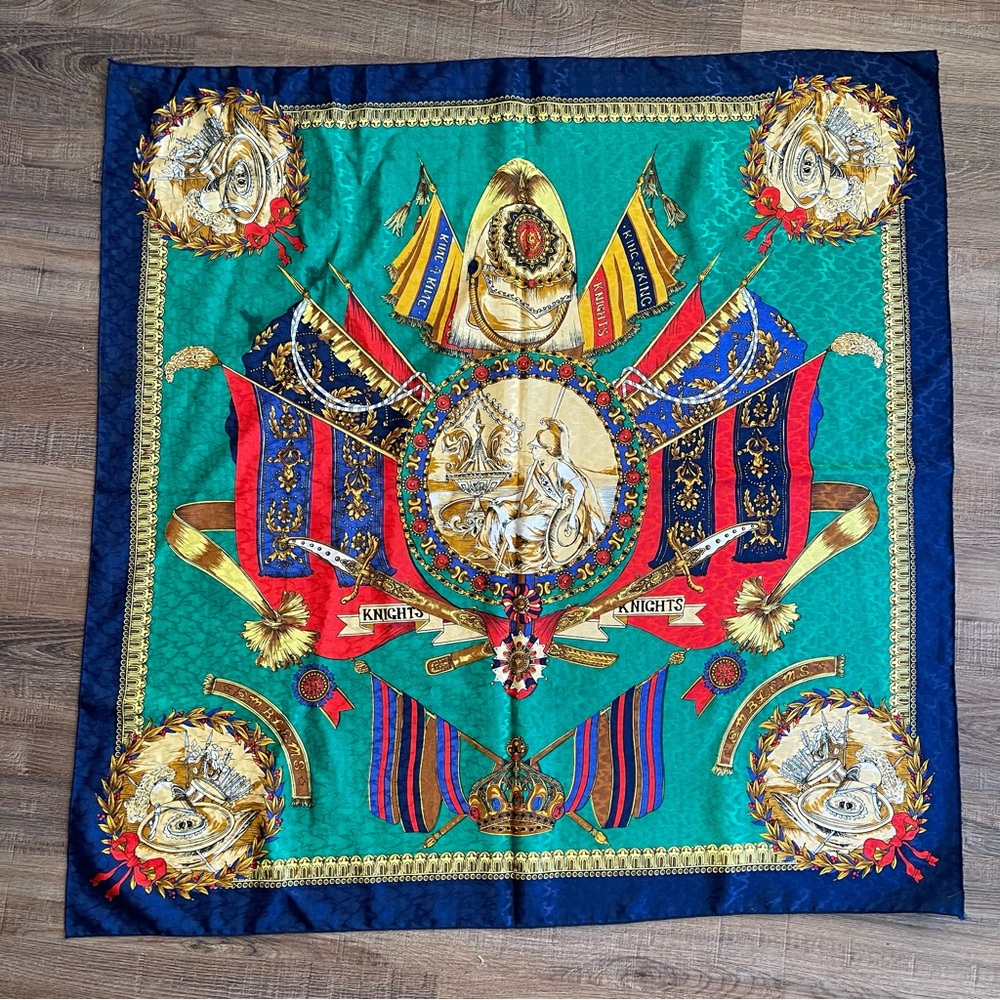 Vintage Satin Blend Square Scarf - 33x34